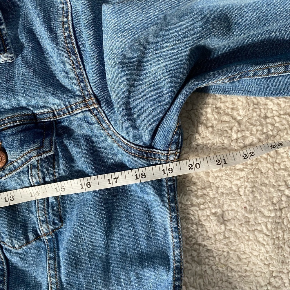 Classic Women Cropped Cowgirlcore Jean Jacket- Medium - Picture 11 of 11
